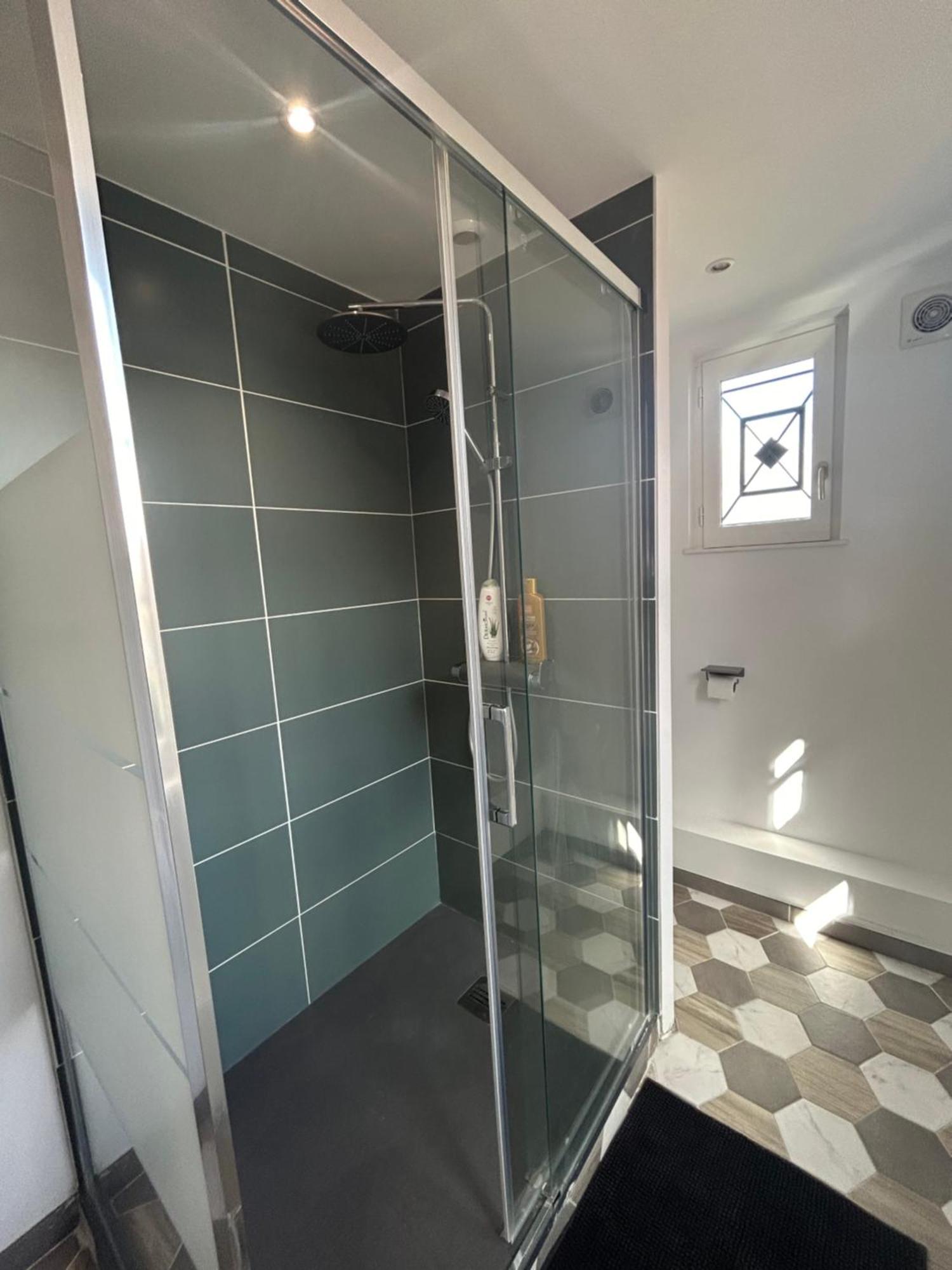Le Rive Droite Proche Gare Parking Facile Apartment Montauban Luaran gambar